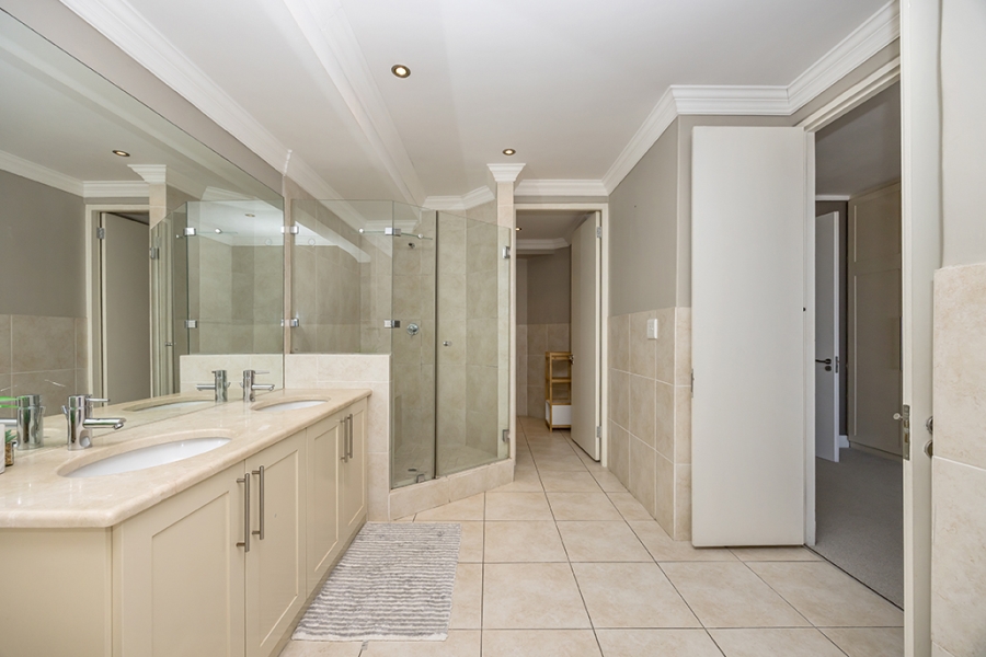 2 Bedroom Property for Sale in Beachfront Western Cape